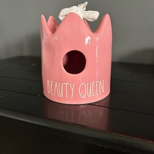Rae Dunn Pink 'Beauty Queen' Crown Birdhouse.